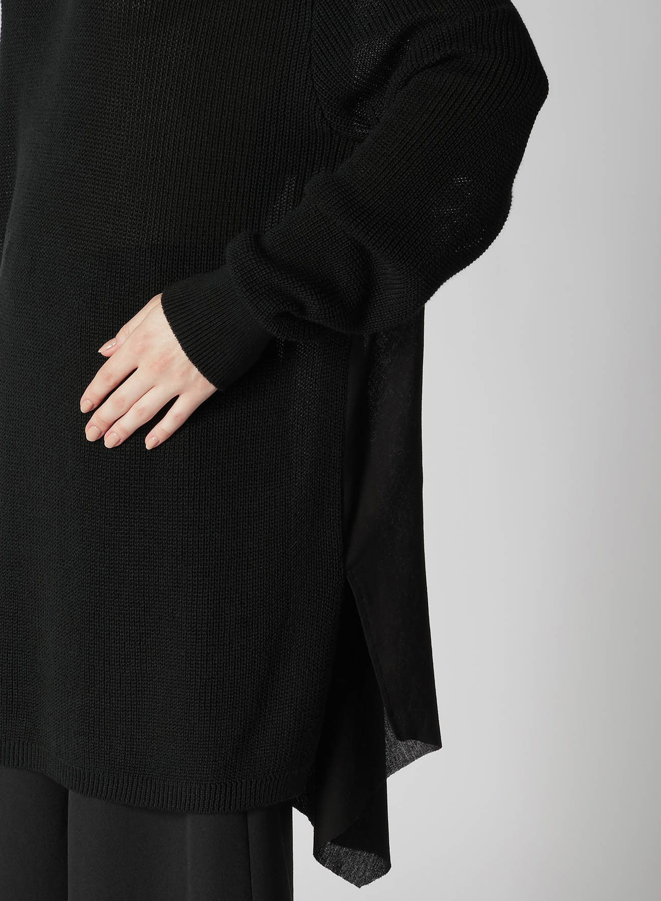 COTTON BREND BACK DRAPE LONG SLEEVE KNIT PULLOVER