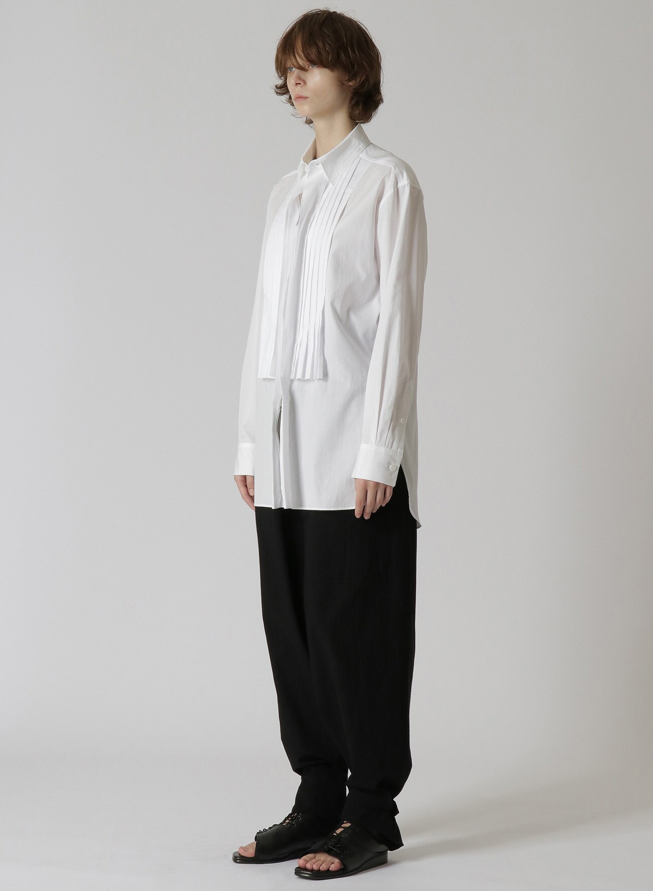 COTTON BROADCLOTH BLOUSE WITH PLEATED DETAILS