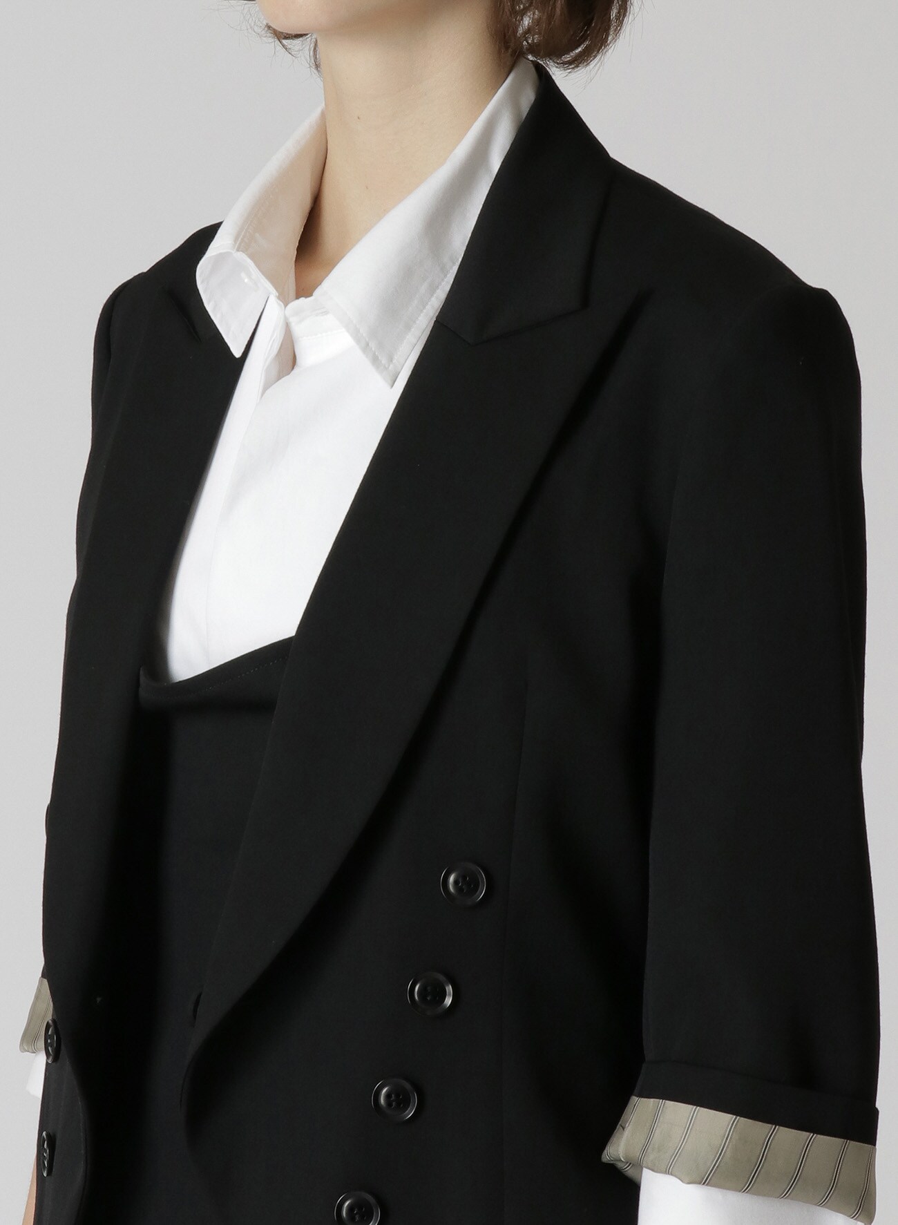 WOOL GABARDINE SWALLOWTAIL JACKET WITH CROPPED SLEEVES