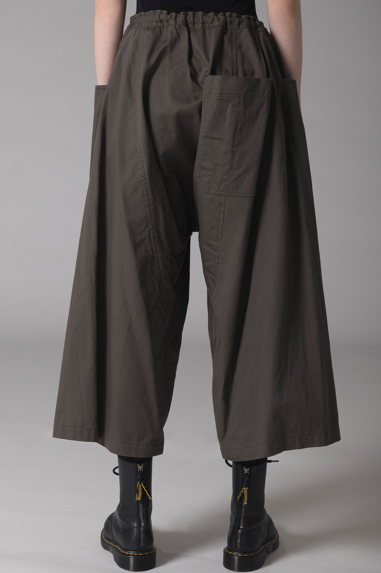[Y's BORN PRODUCT]COTTON TWILL BACK DROP WIDE PANTS